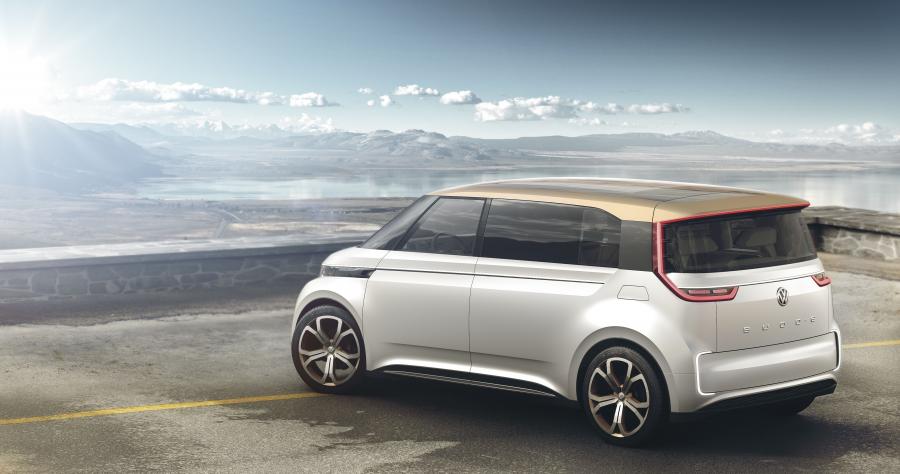  Volkswagen BUDD-e 2016 года  (фото 16 из 27)